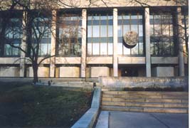 [photo, Robert C. Murphy Courts of Appeal Building entrance, Annapolis, Maryland]