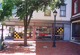 [photo, Job Service Office, 14 North Potomac St., Hagerstown, Maryland]