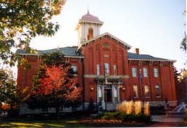 [photo, City Hall, 101 North Court St., Frederick, Maryland]